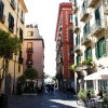 Bed and Breakfast Salerno Centro, yellow building